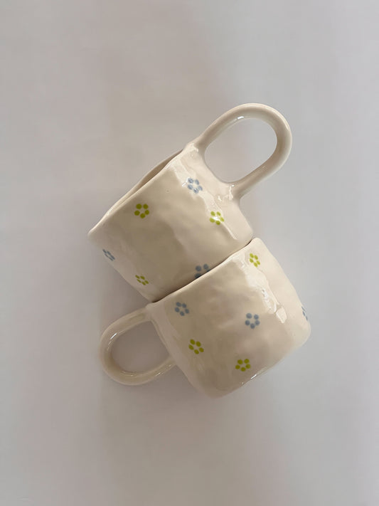 dotty flower mug