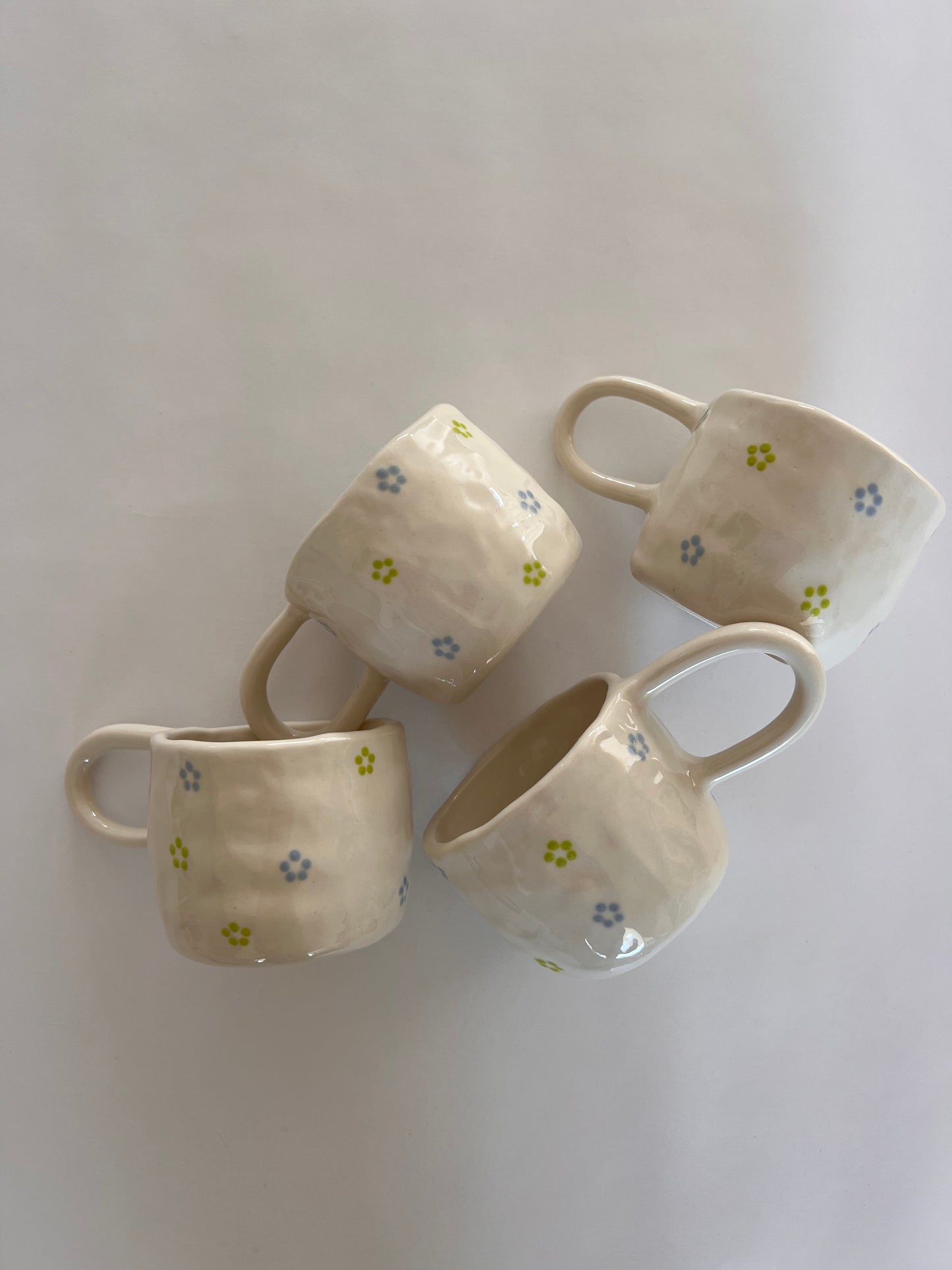 dotty flower mug