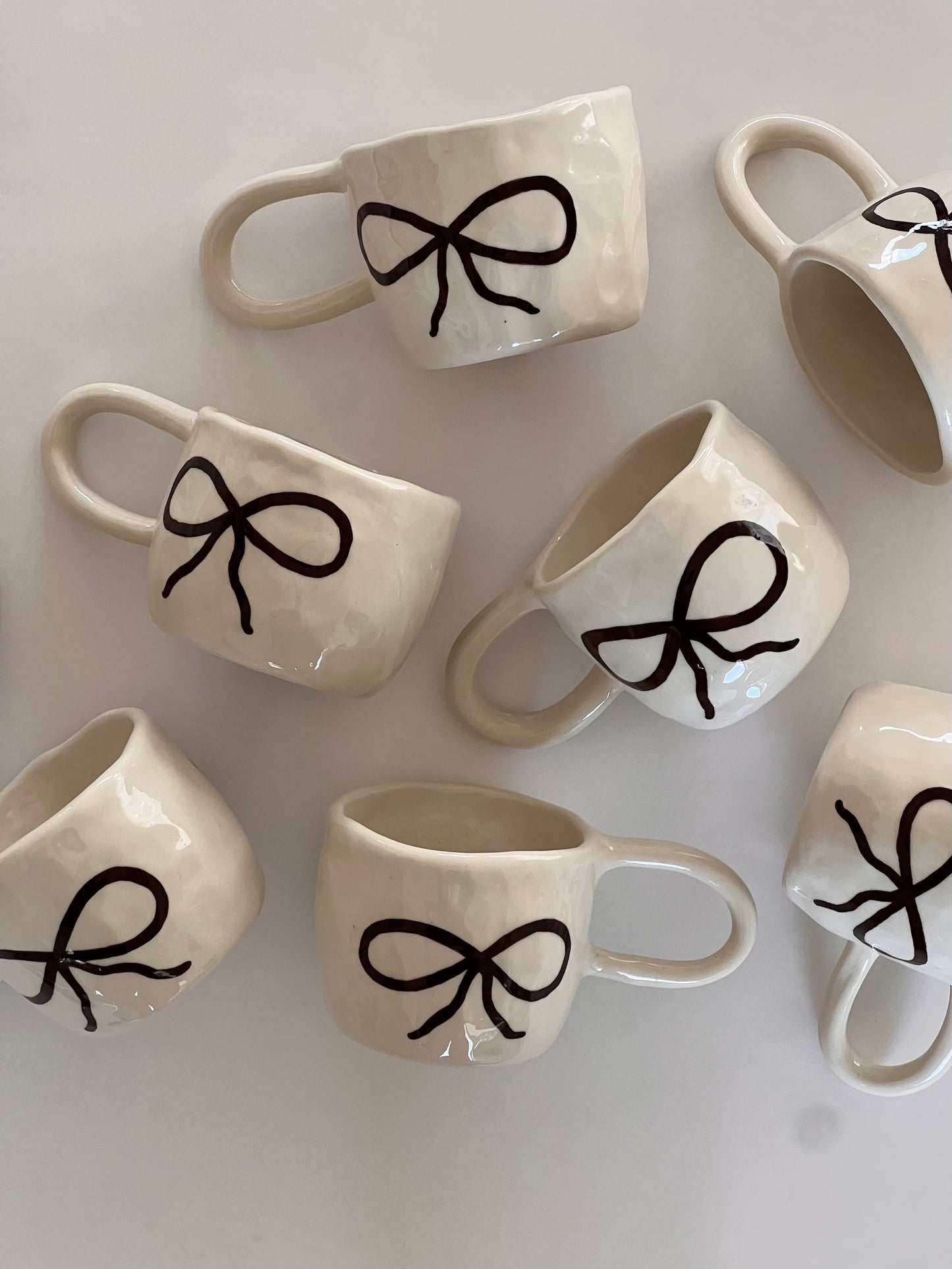 chocolate bow mug